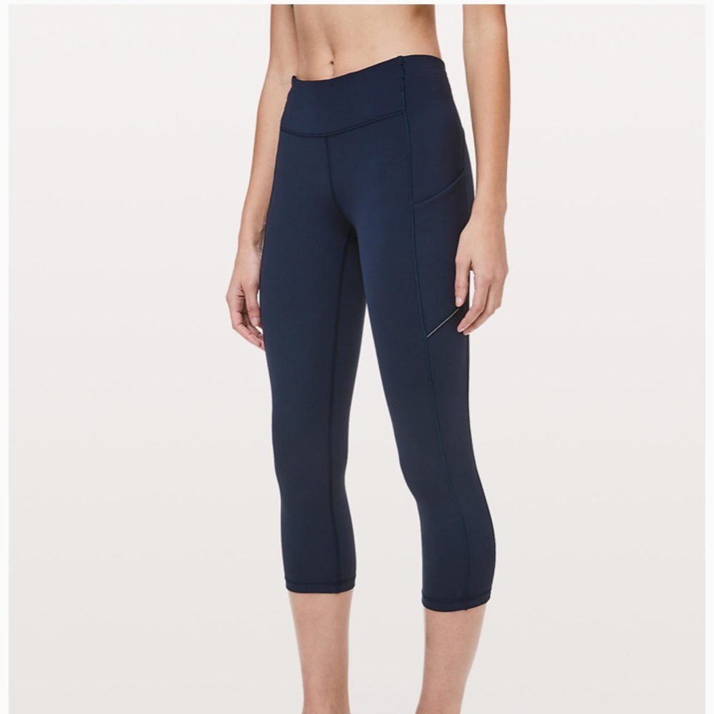 Size 4 Lululemon Speed Up Crop gently used